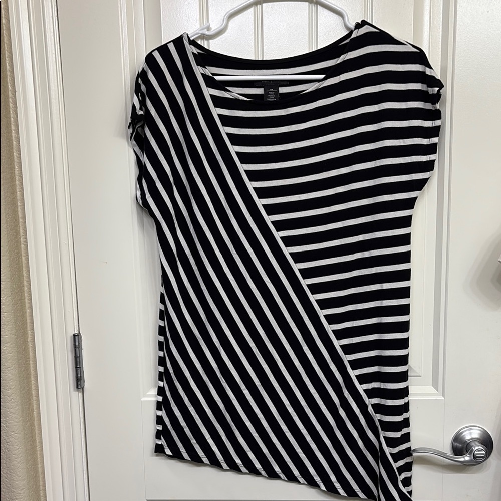White House Black Market Black and White Striped Top